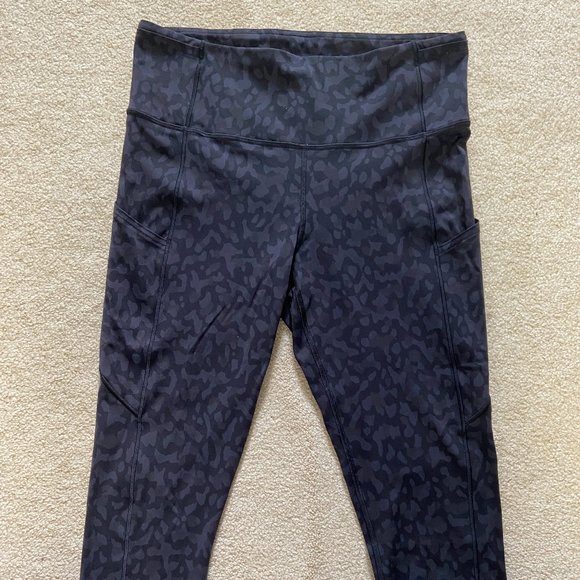 EUC Lululemon Fast and Free High-Rise Crop 19", Size 10